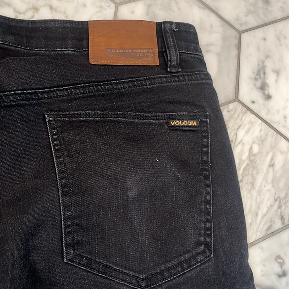 Men Volcom jeans - Picture 3 of 5